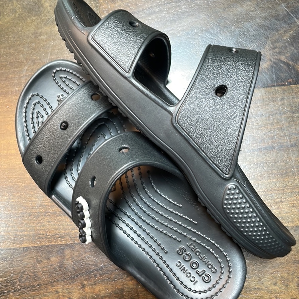 Crocs Classic Sandals - Picture 2 of 5